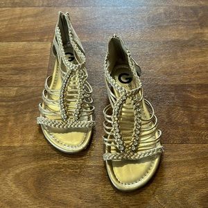 G by guess women’s sandals 6.5